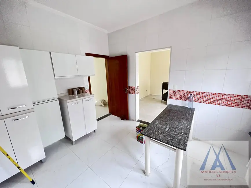 Foto 5 de Casa de Condomínio com 3 quartos à venda, 170m2 em Botujuru, Mogi Das Cruzes - SP