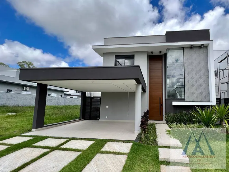 Foto 1 de Casa de Condomínio com 4 quartos à venda, 262m2 em Botujuru, Mogi Das Cruzes - SP