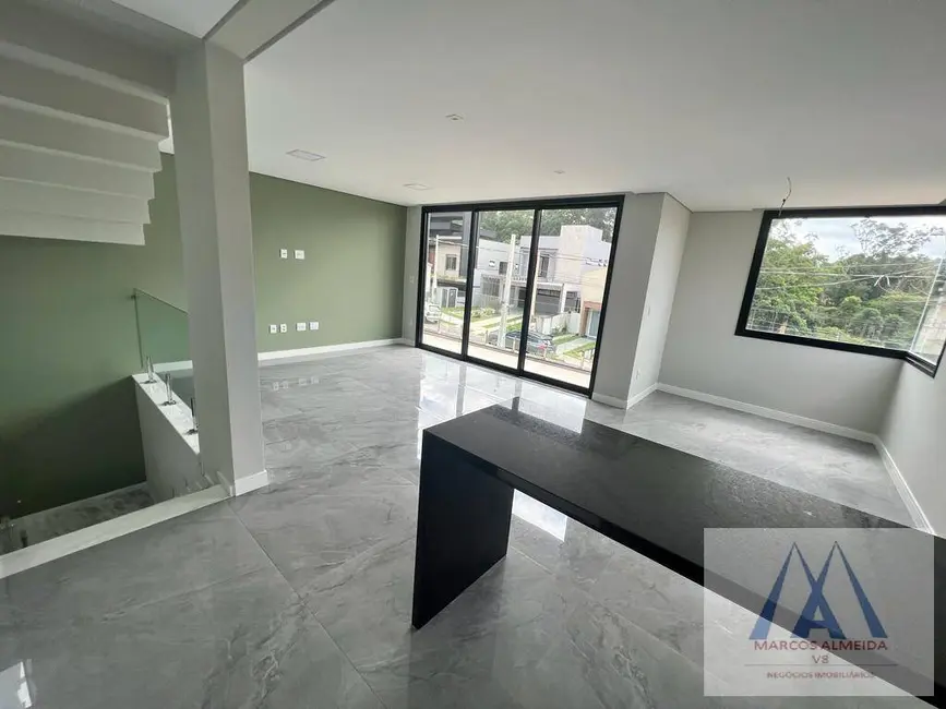 Foto 7 de Casa com 3 quartos à venda, 244m2 em Fazenda Rodeio, Mogi Das Cruzes - SP