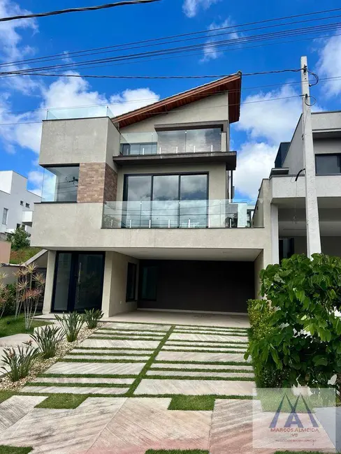 Foto 2 de Casa com 3 quartos à venda, 244m2 em Fazenda Rodeio, Mogi Das Cruzes - SP