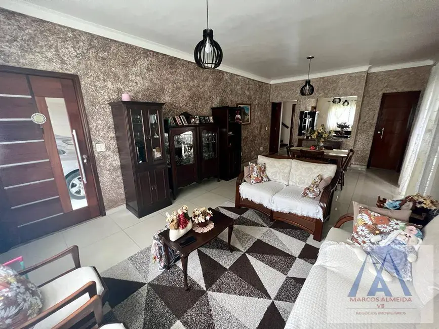 Foto 9 de Casa de Condomínio com 5 quartos à venda, 224m2 em Botujuru, Mogi Das Cruzes - SP