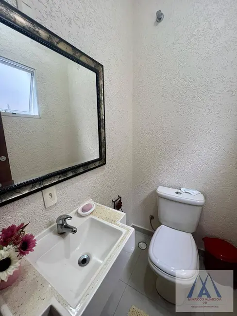 Foto 5 de Casa de Condomínio com 5 quartos à venda, 224m2 em Botujuru, Mogi Das Cruzes - SP