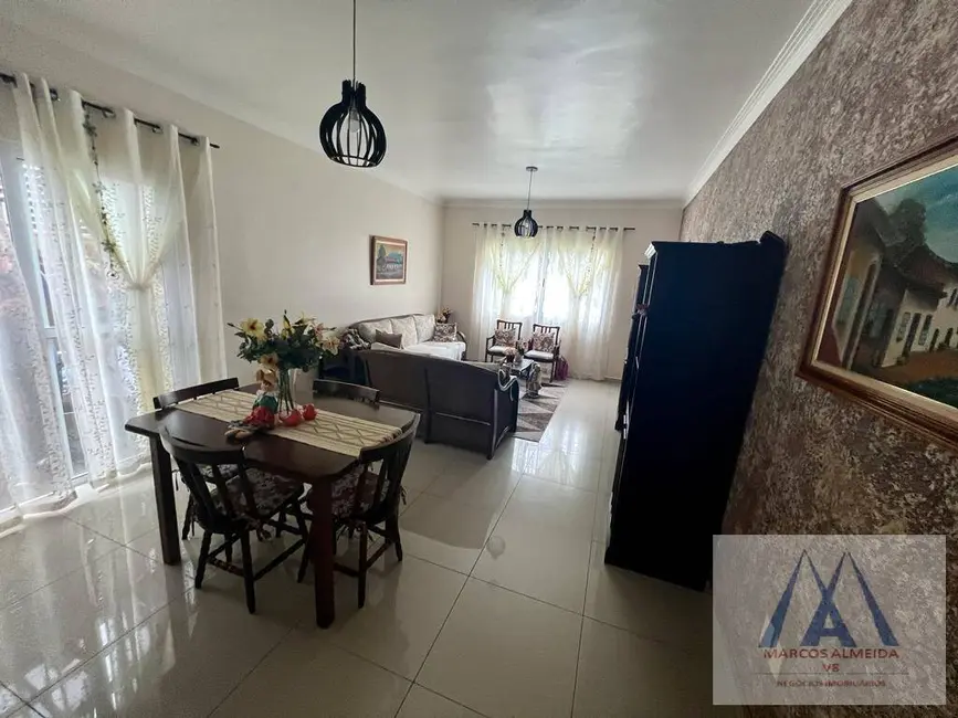 Foto 7 de Casa de Condomínio com 5 quartos à venda, 224m2 em Botujuru, Mogi Das Cruzes - SP