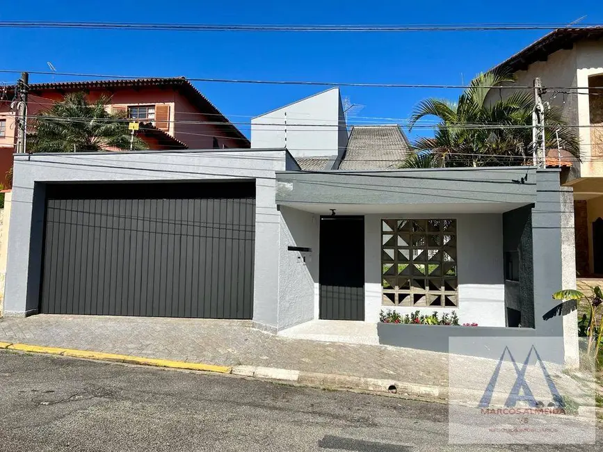 Foto 1 de Casa com 3 quartos à venda, 284m2 em Vila Oliveira, Mogi Das Cruzes - SP