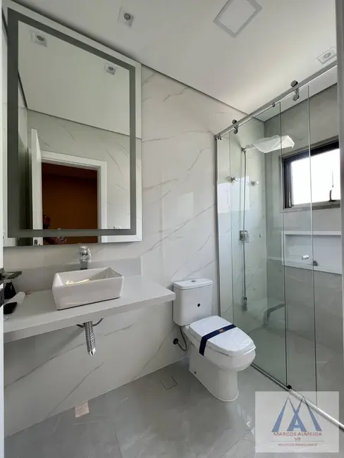 Foto 5 de Casa de Condomínio com 3 quartos à venda, 267m2 em Botujuru, Mogi Das Cruzes - SP