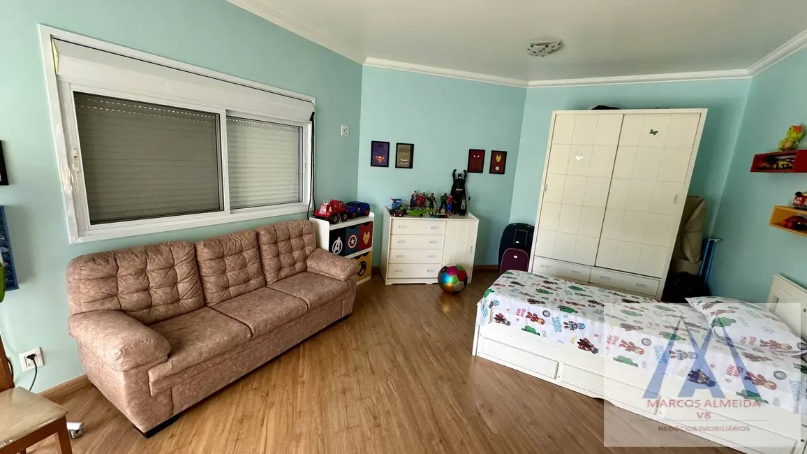 Foto 7 de Casa de Condomínio com 3 quartos à venda, 286m2 em Botujuru, Mogi Das Cruzes - SP