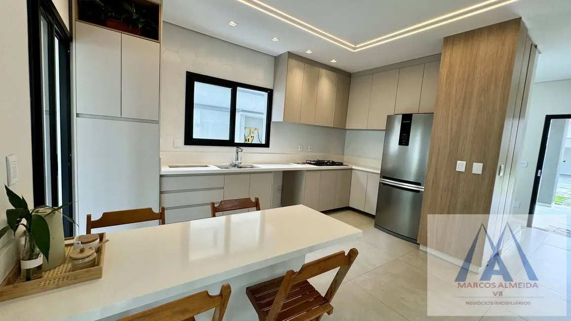 Foto 8 de Casa de Condomínio com 3 quartos à venda, 172m2 em Botujuru, Mogi Das Cruzes - SP