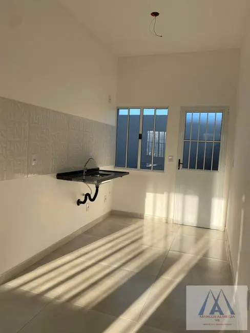 Foto 3 de Casa de Condomínio com 2 quartos à venda, 56m2 em Vila São Paulo, Mogi Das Cruzes - SP