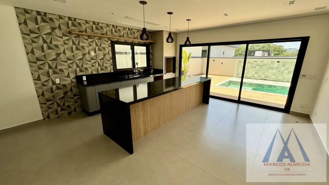 Foto 9 de Casa de Condomínio com 3 quartos à venda, 250m2 em Fazenda Rodeio, Mogi Das Cruzes - SP