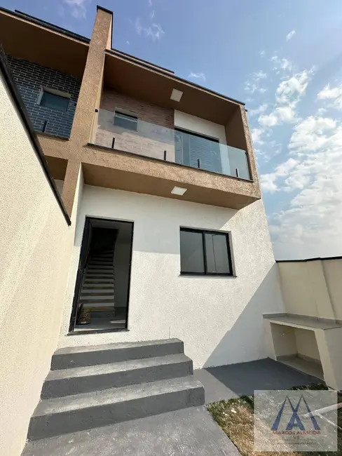 Casa com 3 quartos à venda, 120m2 em Jardim Esperança, Mogi Das Cruzes - SP - imagem 2 Foto 2 de Casa com 3 quartos à venda, 120m2 em Jardim Esperança, Mogi Das Cruzes - SP