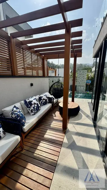 Foto 7 de Casa de Condomínio com 4 quartos à venda, 250m2 em Botujuru, Mogi Das Cruzes - SP