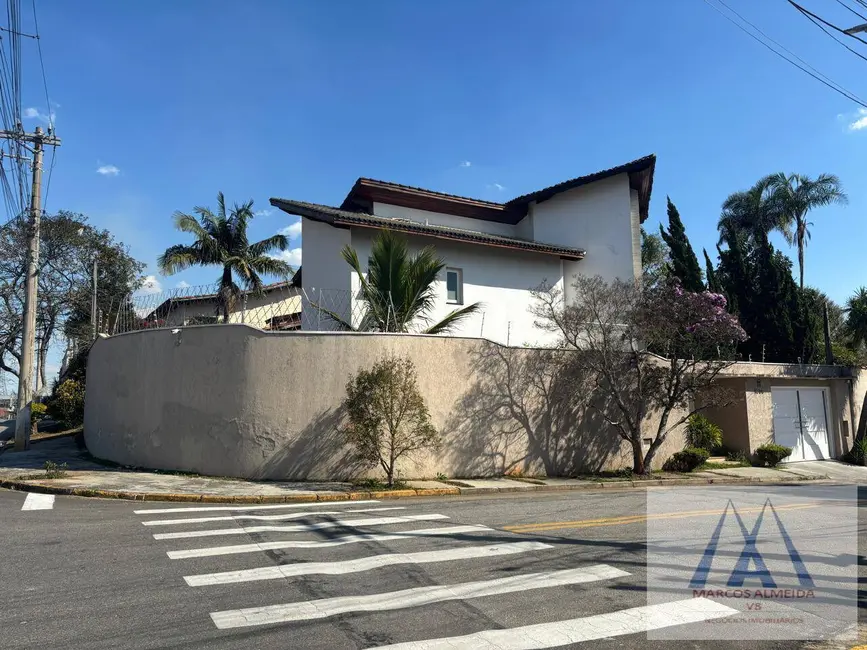 Foto 2 de Casa com 3 quartos à venda, 218m2 em Vila Oliveira, Mogi Das Cruzes - SP