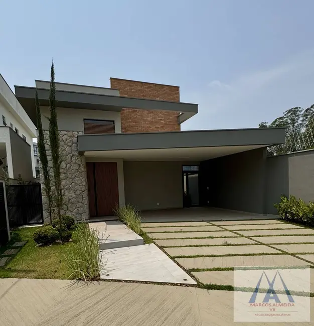 Foto 1 de Casa de Condomínio com 3 quartos à venda, 156m2 em Fazenda Rodeio, Mogi Das Cruzes - SP