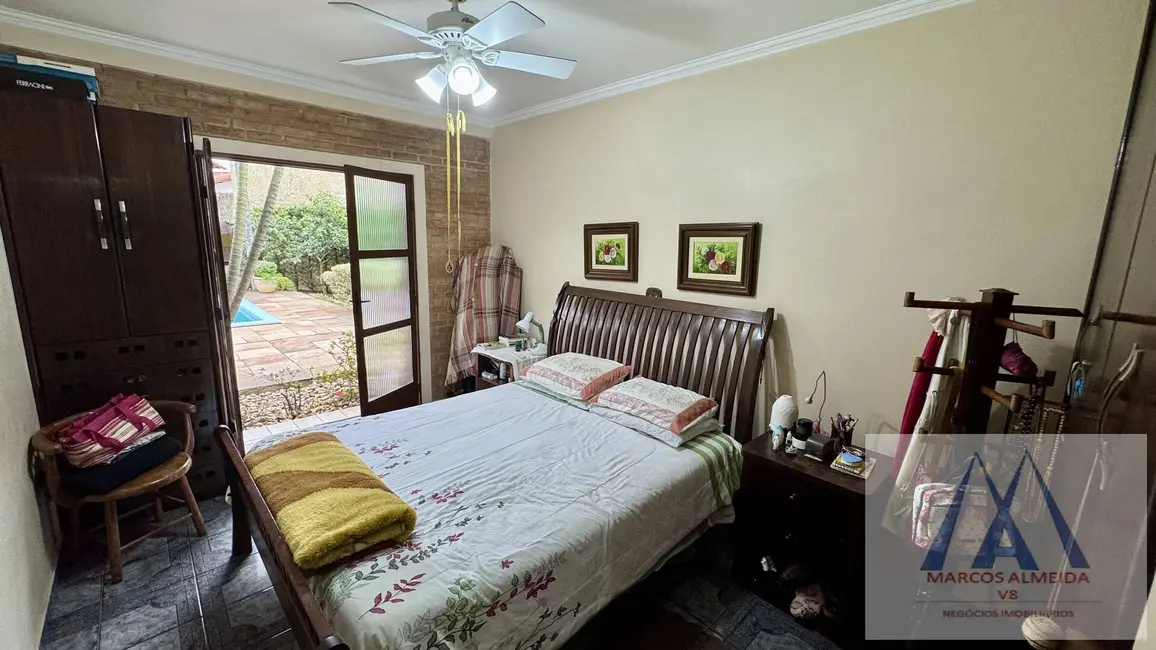 Foto 9 de Casa com 4 quartos para alugar, 380m2 em Centro, Mogi Das Cruzes - SP