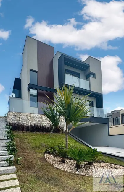 Foto 2 de Casa de Condomínio com 3 quartos à venda, 210m2 em Cézar de Souza, Mogi Das Cruzes - SP