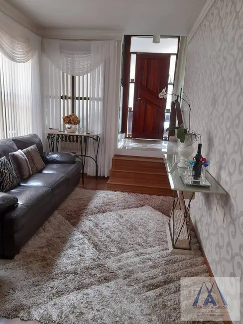 Casa de Condomínio com 3 quartos à venda, 194m2 em Chácara Jafet, Mogi Das Cruzes - SP - imagem 7 Foto 7 de Casa de Condomínio com 3 quartos à venda, 194m2 em Chácara Jafet, Mogi Das Cruzes - SP