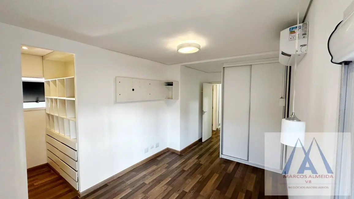 Foto 2 de Casa com 4 quartos à venda, 180m2 em Vila Oliveira, Mogi Das Cruzes - SP