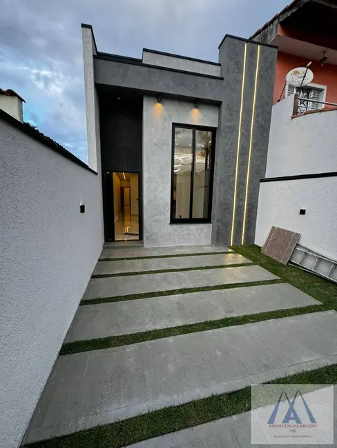 Foto 3 de Casa com 2 quartos à venda, 75m2 em Jardim Layr, Mogi Das Cruzes - SP