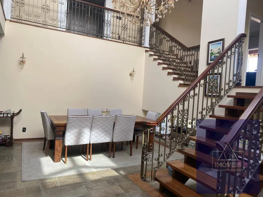 Foto 1 de Casa com 4 quartos à venda, 522m2 em Vila Oliveira, Mogi Das Cruzes - SP