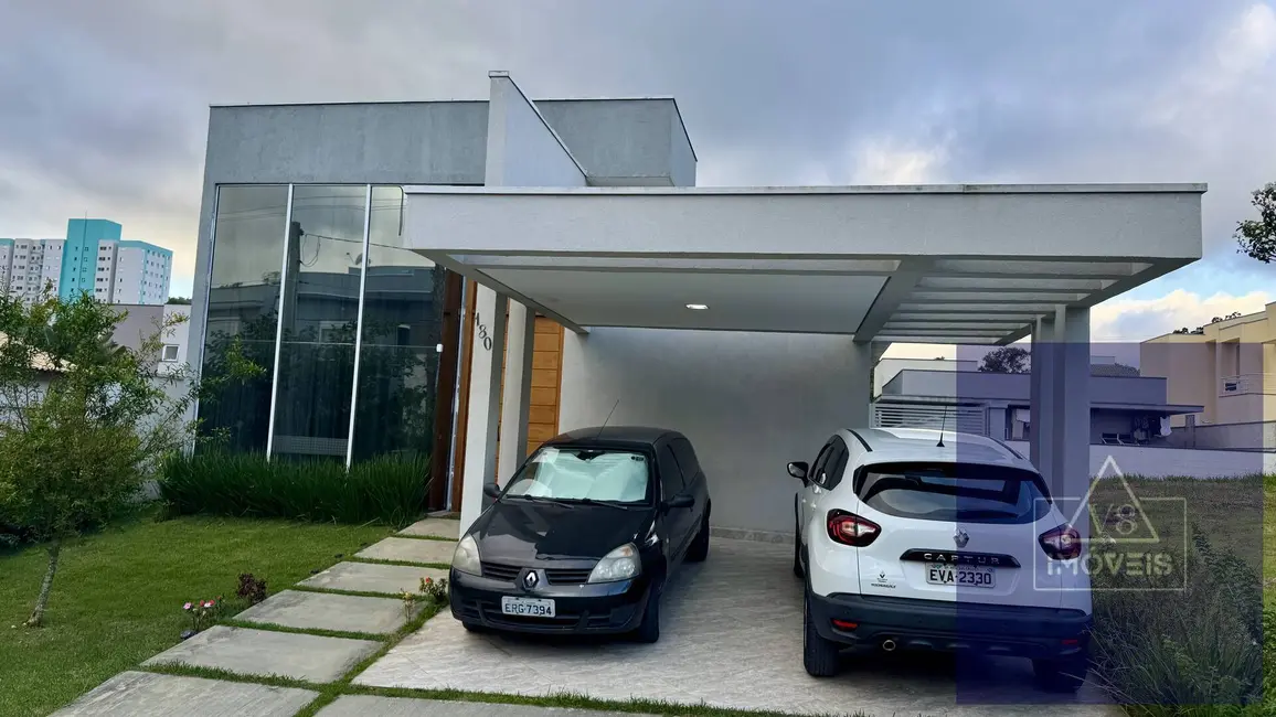 Foto 1 de Casa de Condomínio com 3 quartos para alugar, 158m2 em Botujuru, Mogi Das Cruzes - SP
