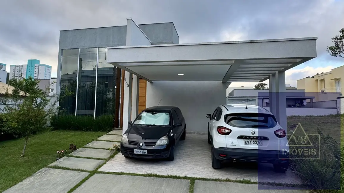 Foto 2 de Casa de Condomínio com 3 quartos para alugar, 158m2 em Botujuru, Mogi Das Cruzes - SP