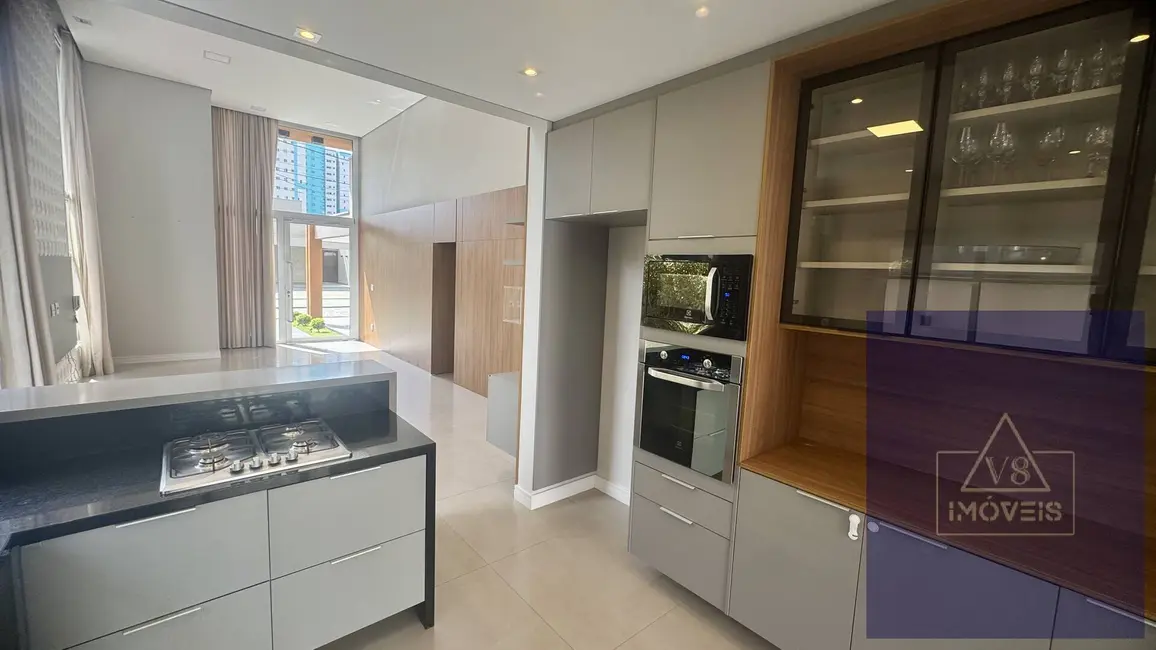 Foto 8 de Casa de Condomínio com 3 quartos à venda, 165m2 em Botujuru, Mogi Das Cruzes - SP