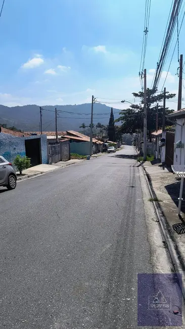 Casa com 2 quartos para alugar, 123m2 em Vila São Paulo, Mogi Das Cruzes - SP - imagem 3 Foto 3 de Casa com 2 quartos para alugar, 123m2 em Vila São Paulo, Mogi Das Cruzes - SP