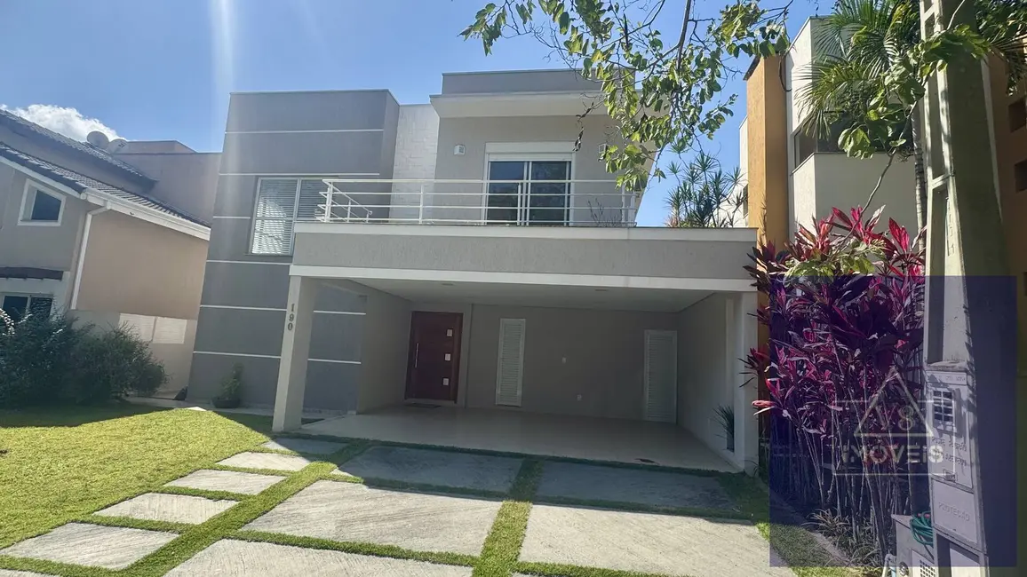 Foto 2 de Casa de Condomínio com 3 quartos à venda, 222m2 em Botujuru, Mogi Das Cruzes - SP