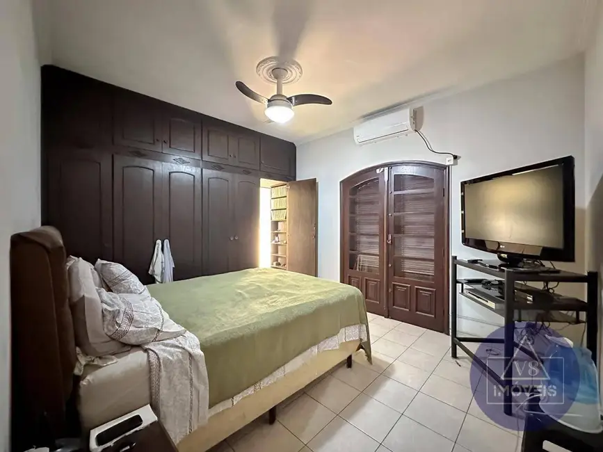 Foto 9 de Casa com 4 quartos à venda, 285m2 em Vila Vitória II, Indaiatuba - SP