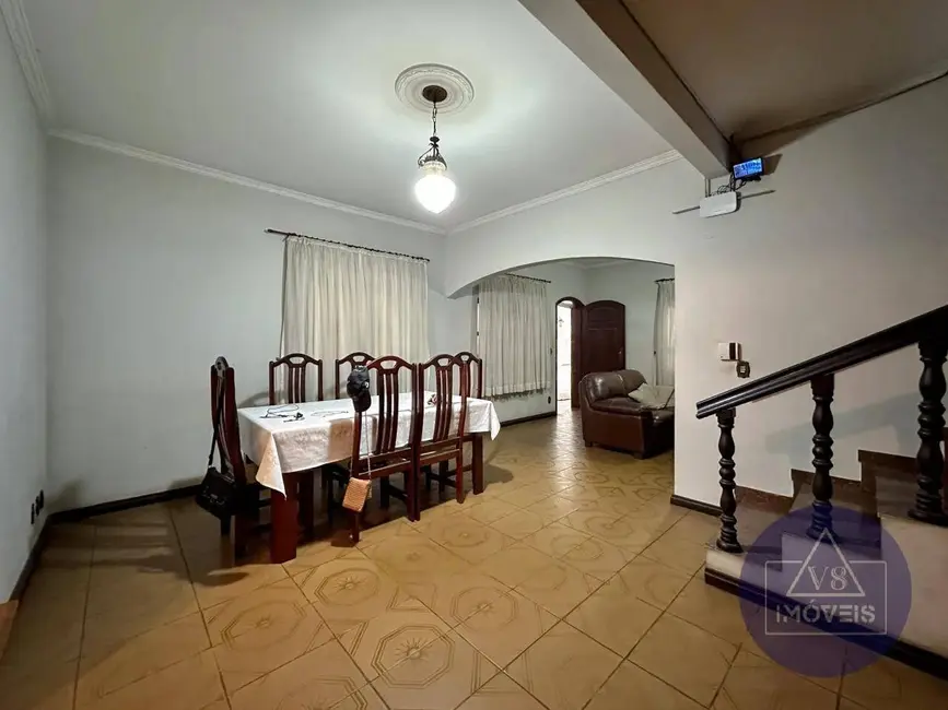 Foto 5 de Casa com 4 quartos à venda, 285m2 em Vila Vitória II, Indaiatuba - SP