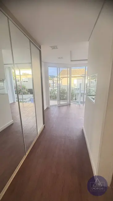 Foto 4 de Casa com 4 quartos à venda, 260m2 em Botujuru, Mogi Das Cruzes - SP
