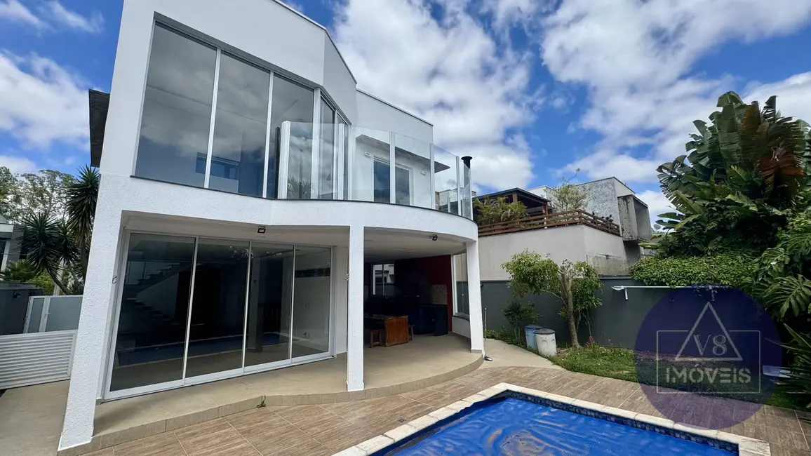 Foto 1 de Casa com 4 quartos à venda, 260m2 em Botujuru, Mogi Das Cruzes - SP