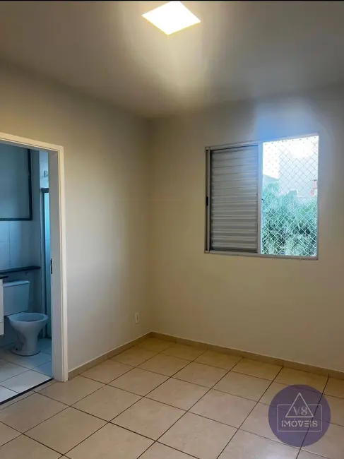 Foto 5 de Apartamento com 2 quartos para alugar, 52m2 em Vila Santana, Mogi Das Cruzes - SP
