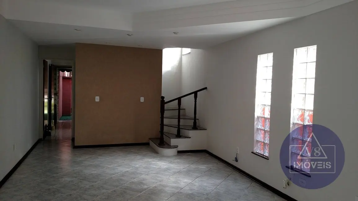 Foto 9 de Casa com 4 quartos à venda, 186m2 em Parque Santana, Mogi Das Cruzes - SP