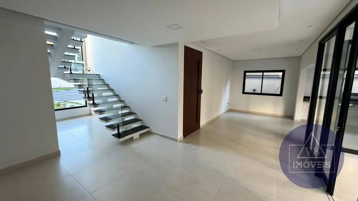 Casa de Condomínio com 3 quartos à venda, 216m2 em Fazenda Rodeio, Mogi Das Cruzes - SP - imagem 9 Foto 9 de Casa de Condomínio com 3 quartos à venda, 216m2 em Fazenda Rodeio, Mogi Das Cruzes - SP