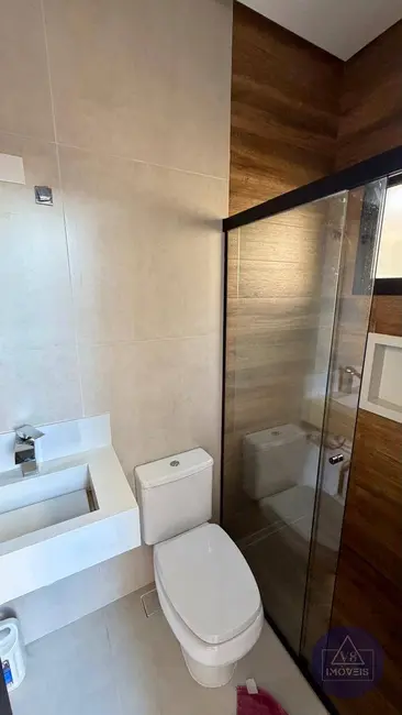 Casa de Condomínio com 3 quartos à venda, 216m2 em Fazenda Rodeio, Mogi Das Cruzes - SP - imagem 7 Foto 7 de Casa de Condomínio com 3 quartos à venda, 216m2 em Fazenda Rodeio, Mogi Das Cruzes - SP