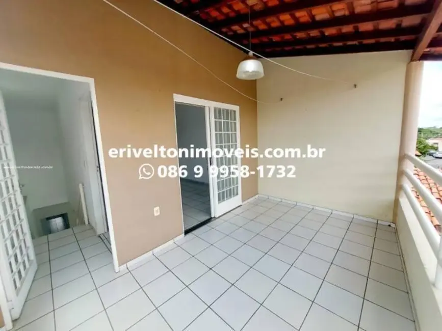 Foto 1 de Casa com 3 quartos à venda, 120m2 em Sao Joao, Teresina - PI