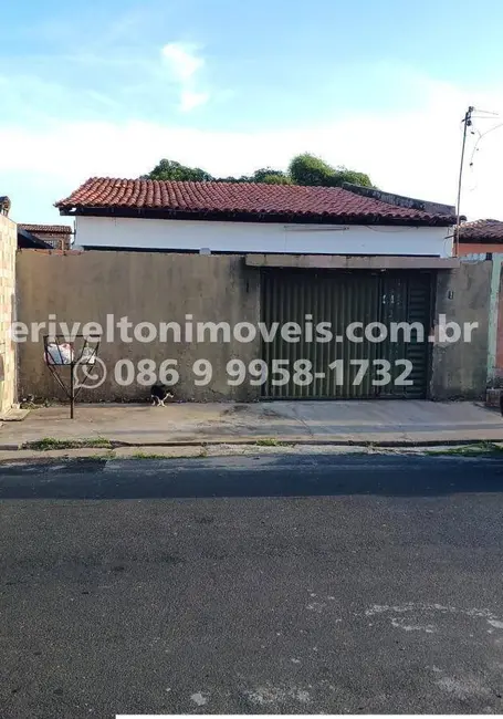 Foto 1 de Casa com 4 quartos à venda, 167m2 em São Pedro, Teresina - PI