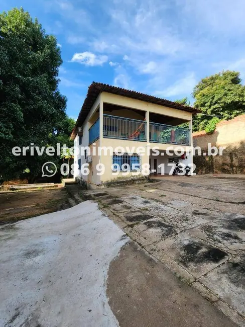 Foto 1 de Casa com 5 quartos à venda, 235m2 em Porto do Centro, Teresina - PI