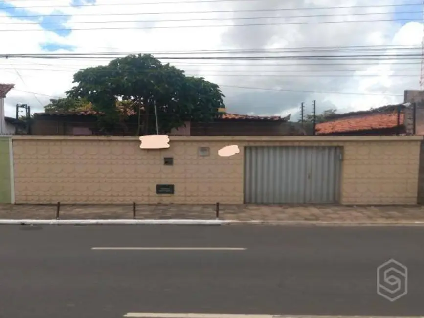 Foto 1 de Casa com 3 quartos à venda, 260m2 em Cristo Rei, Teresina - PI