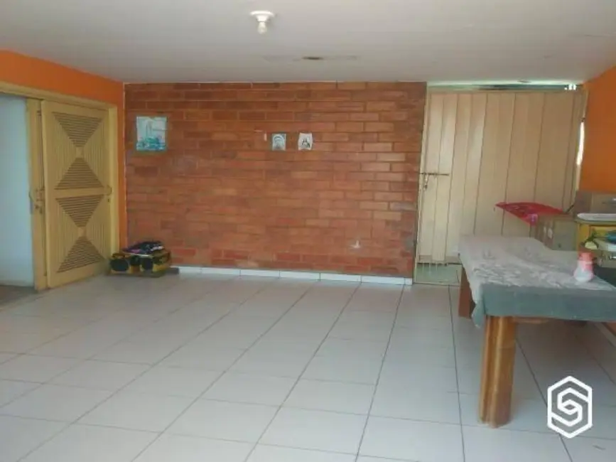 Foto 2 de Casa com 3 quartos à venda, 260m2 em Cristo Rei, Teresina - PI