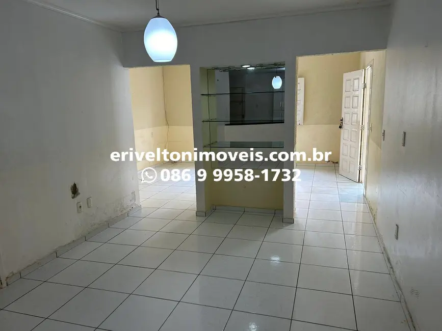 Casa com 3 quartos à venda, 183m2 em Parque Sul, Teresina - PI - imagem 3 Foto 3 de Casa com 3 quartos à venda, 183m2 em Parque Sul, Teresina - PI