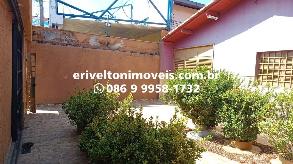 Casa com 4 quartos à venda, 200m2 em Nossa Senhora das Graças, Teresina - PI - imagem 3 Foto 3 de Casa com 4 quartos à venda, 200m2 em Nossa Senhora das Graças, Teresina - PI