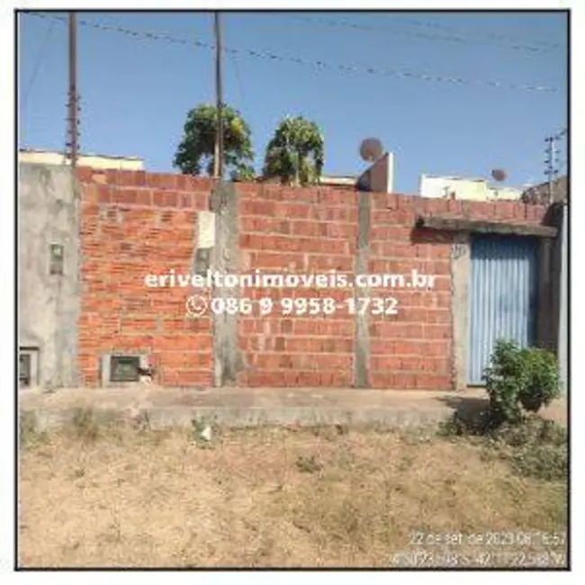 Foto 1 de Casa com 2 quartos à venda, 65m2 em Campo Maior - PI