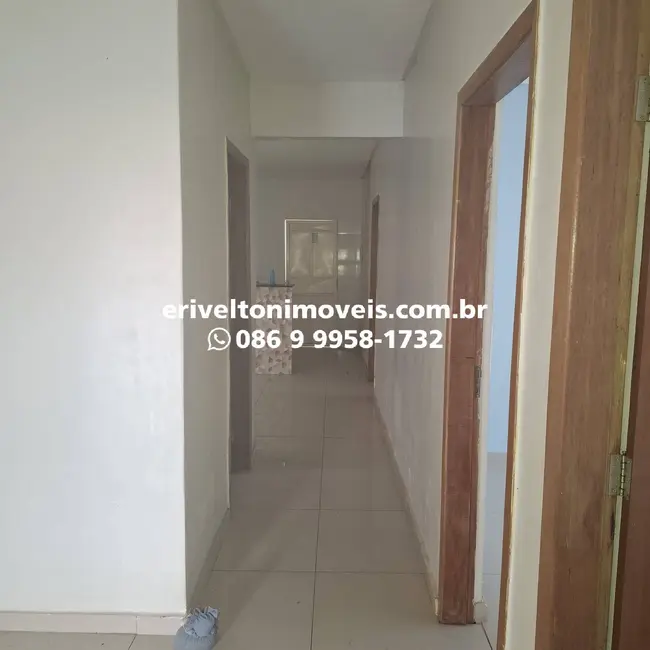 Casa com 4 quartos à venda, 144m2 em Parque Piauí, Teresina - PI - imagem 8 Foto 8 de Casa com 4 quartos à venda, 144m2 em Parque Piauí, Teresina - PI