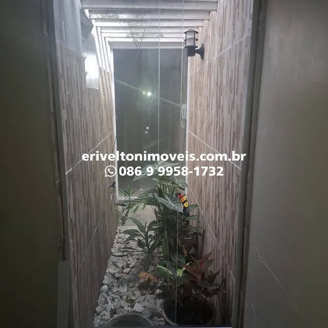 Casa com 4 quartos à venda, 144m2 em Parque Piauí, Teresina - PI - imagem 6 Foto 6 de Casa com 4 quartos à venda, 144m2 em Parque Piauí, Teresina - PI
