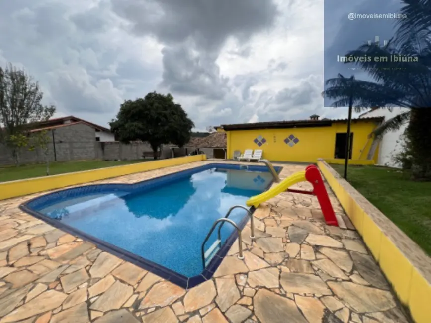 Chácara com 3 quartos à venda, 1000m2 em Sao Roque - SP - imagem 4 Foto 4 de Chácara com 3 quartos à venda, 1000m2 em Sao Roque - SP