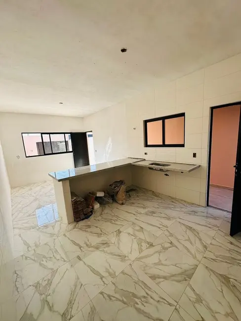 Foto 7 de Casa com 2 quartos à venda, 65m2 em Itanhaem - SP