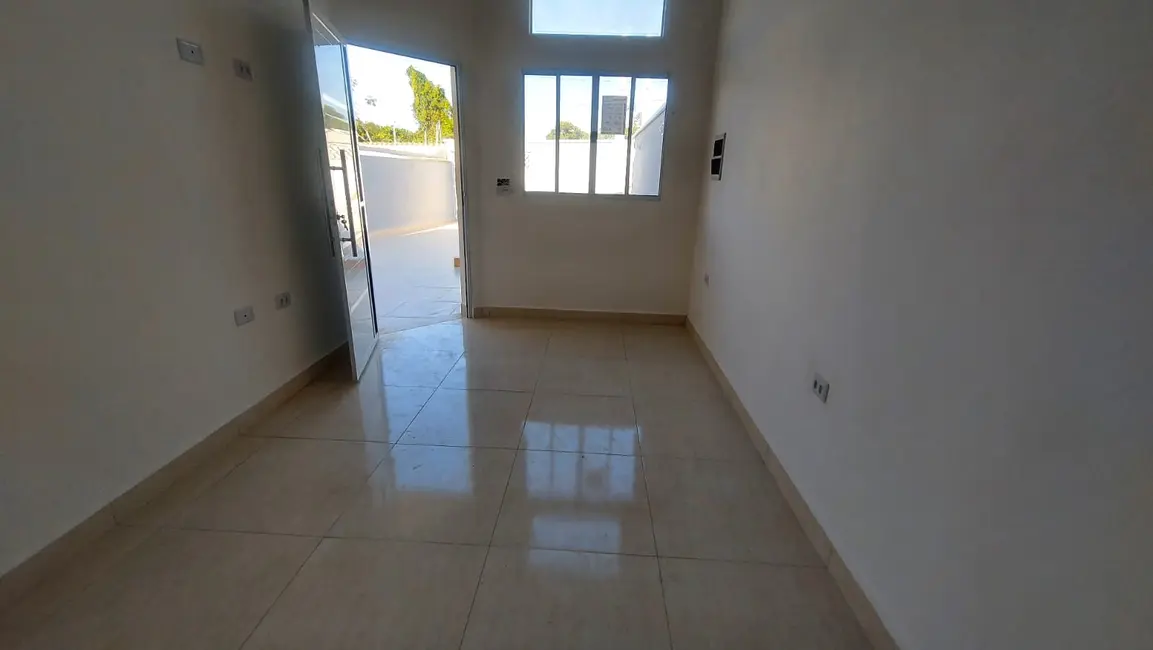 Foto 4 de Casa com 3 quartos à venda, 81m2 em Itanhaem - SP
