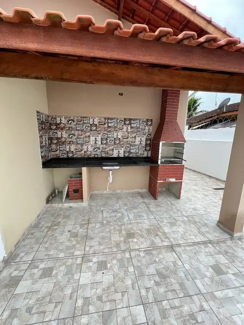 Foto 3 de Casa com 2 quartos à venda, 65m2 em Itanhaem - SP